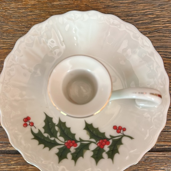 R. H. Macy's Christmas "All the Trimmings" Candle Holder Holly Gold Rim Japan - Picture 4 of 9